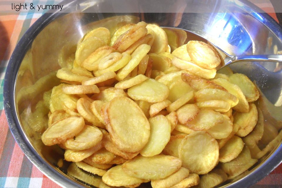 Very crunchy chips, recipe for oven or Airfryer, Light & Yummy