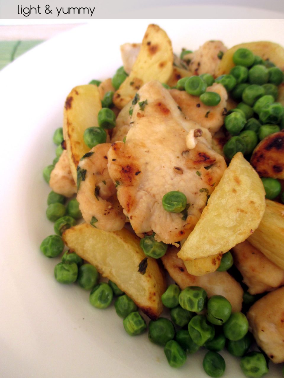 Pan cooked chicken with potatoes and peas, Light & Yummy