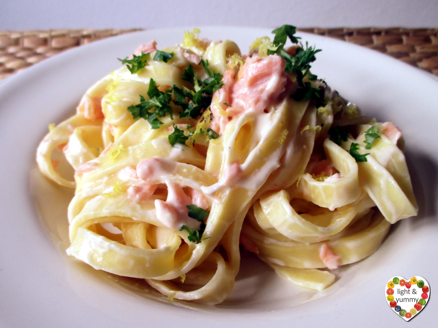 Creamy salmon tagliatelle, Light & Yummy